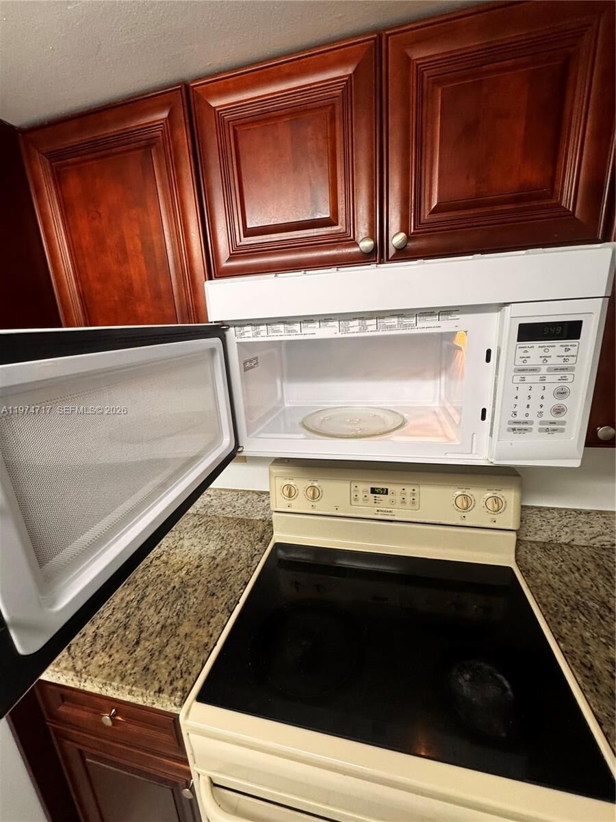 Property Photo:  10975 SW 107th St 202  FL 33176 