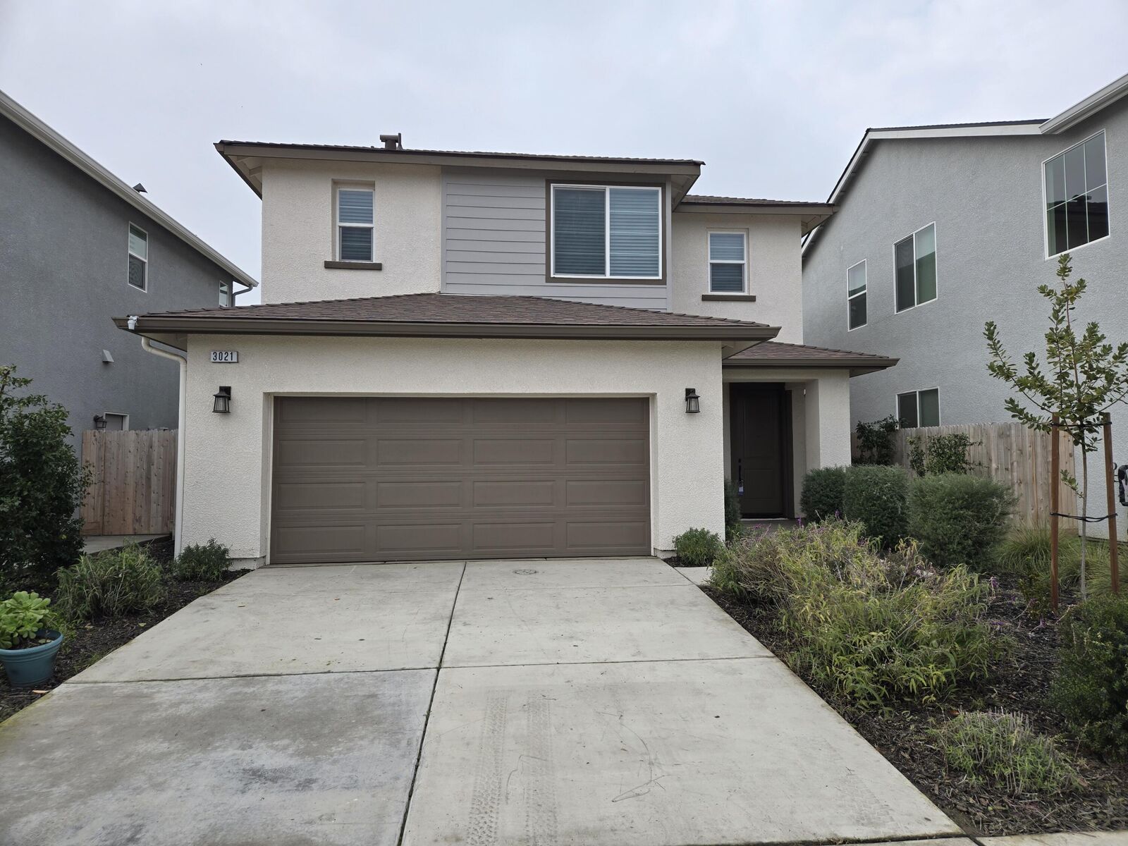 Property Photo:  3021 N Sowell Street E  CA 93292 