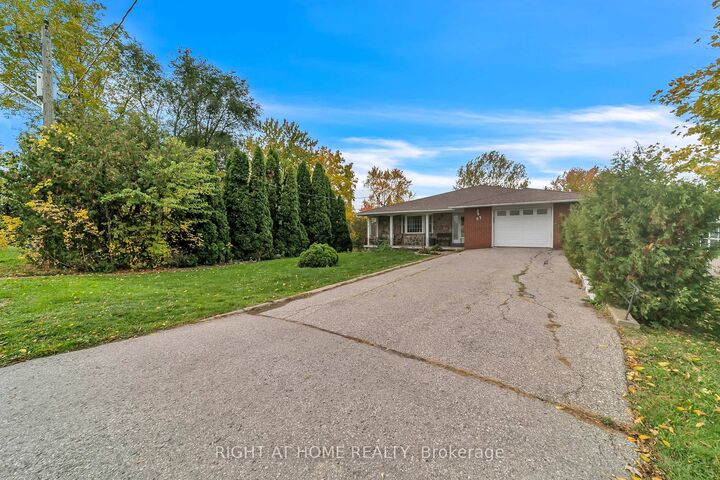 22 Hamilton Drive — photo 1