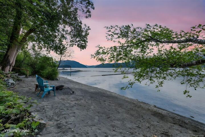 Property Photo:  10684 Alder Cres  BC V0R 3E1 