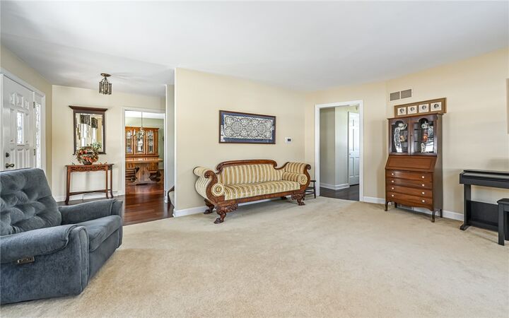 Property Photo: 656 Bairdford Rd PA 15044