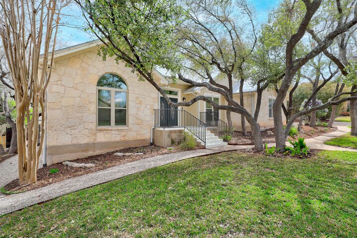 Property Photo:  108 S Ridge Circle  TX 78628 