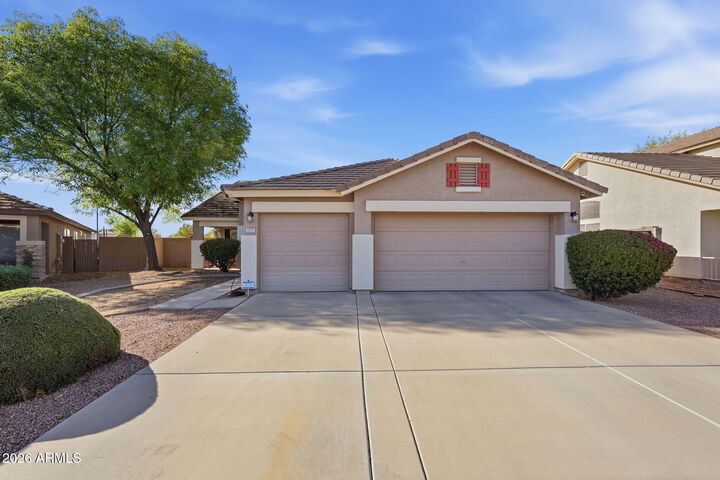 Property Photo:  3271 E Santa Fe Lane  AZ 85297 