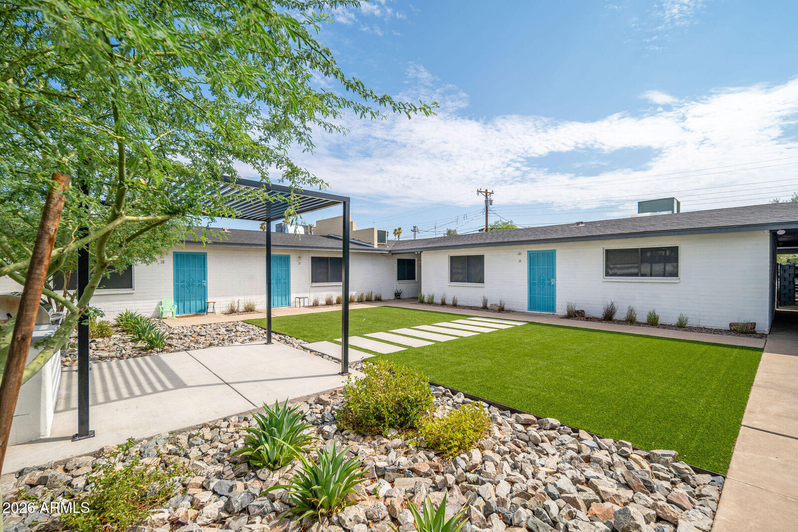 Property Photo: 4811 N 15th Avenue AZ 85015