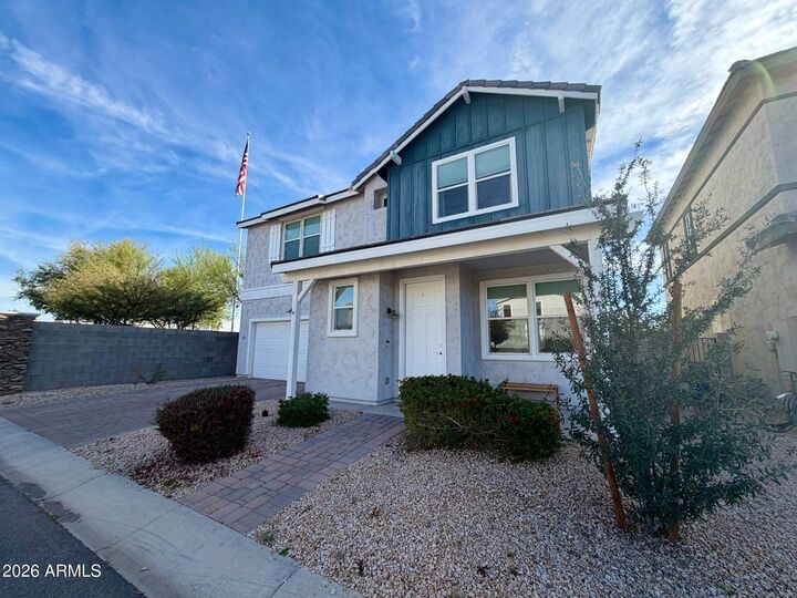 Property Photo:  2037 S Saguaro Drive  AZ 85120 