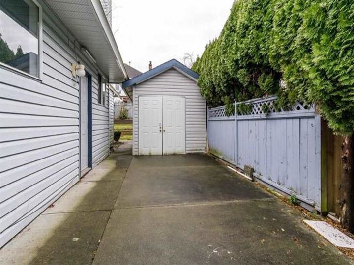 Property Photo: 32350 W Golden Avenue BC V2T 5A9