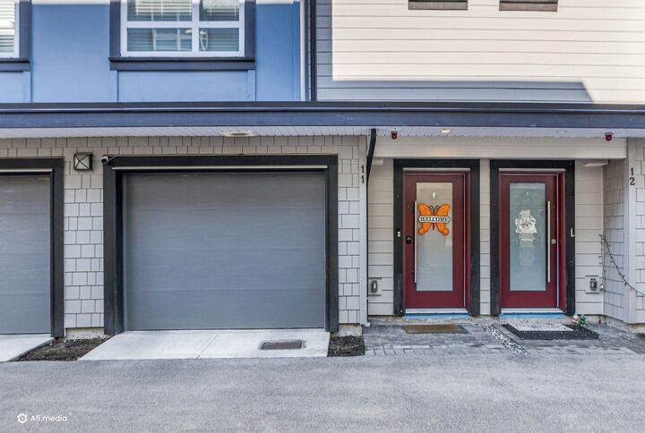 Property Photo:  5515 199A Street 11  BC V3A 0L4 