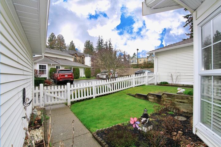 Property Photo:  6537 138 Street 52  BC V3W 0C6 