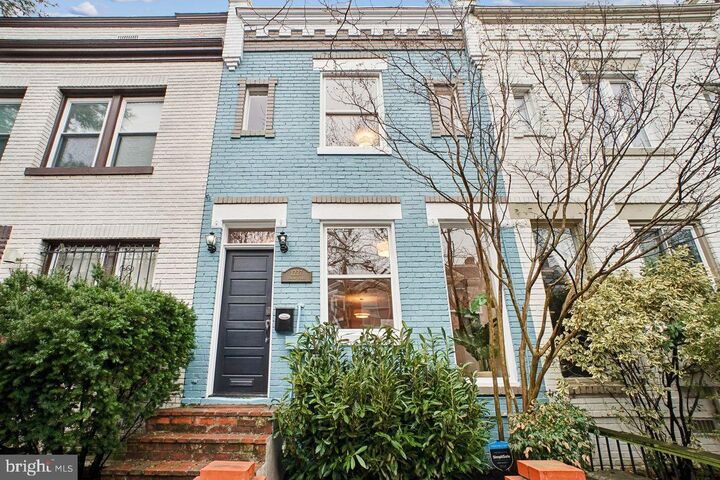Property Photo:  1227 Duncan Place NE  DC 20002 