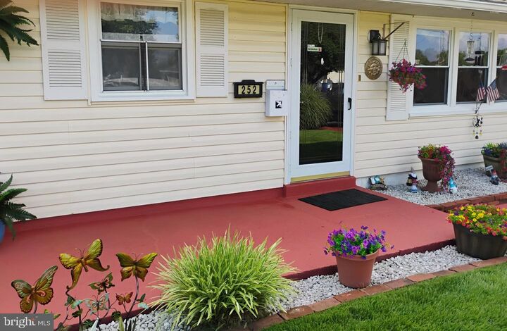 Property Photo: 252 N Dennis Drive NJ 08312