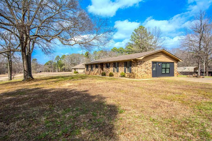 Property Photo:  21914 Jonita  AR 72206 