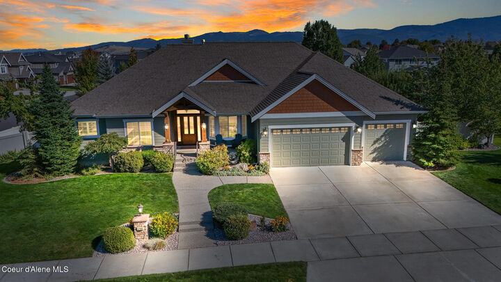 Property Photo:  1709 S Steen Rd  WA 99037 