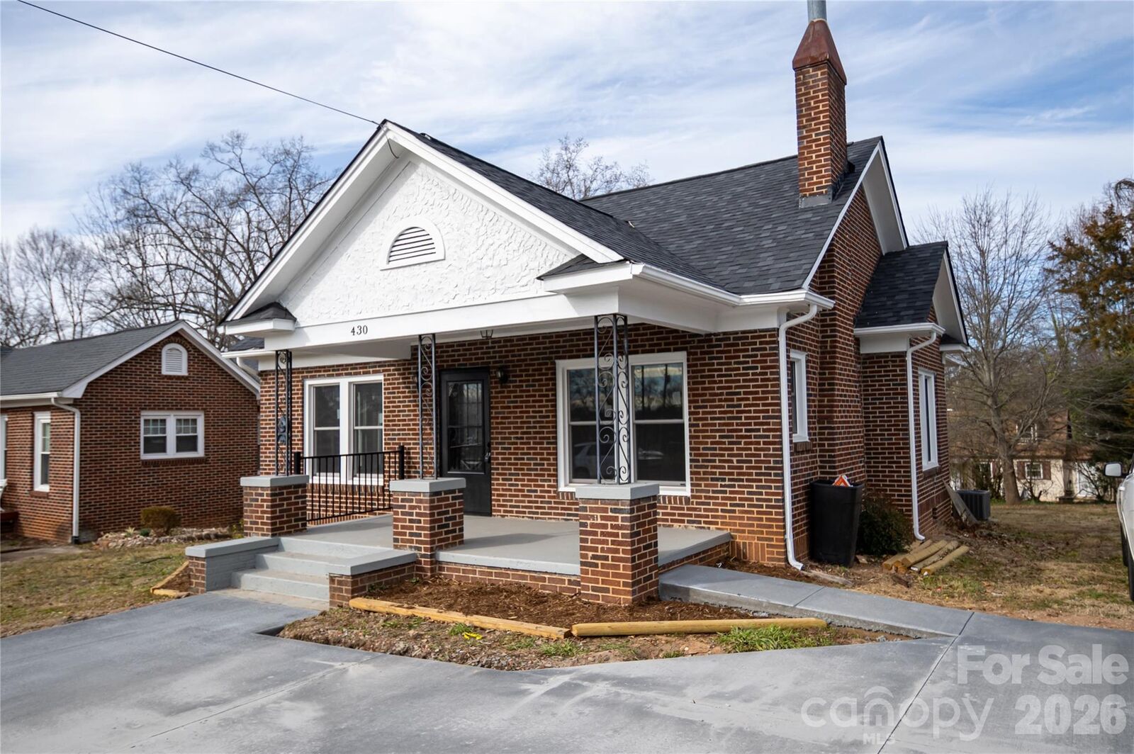 Property Photo: 430 N Green Street NC 28655