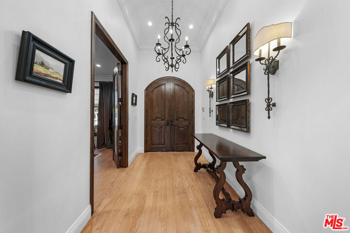 Property Photo:  1148 Centinela Ave  CA 90403 