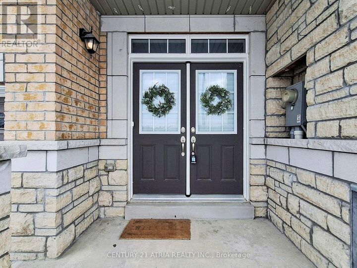 Property Photo:  28 Veterans Street  ON L3Z 4L3 