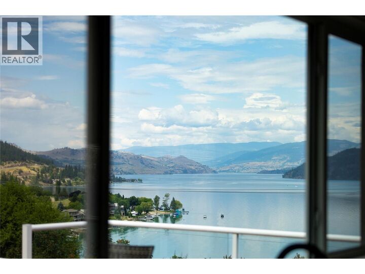 Property Photo:  16904 Gatzke Road  BC V4V 2J1 