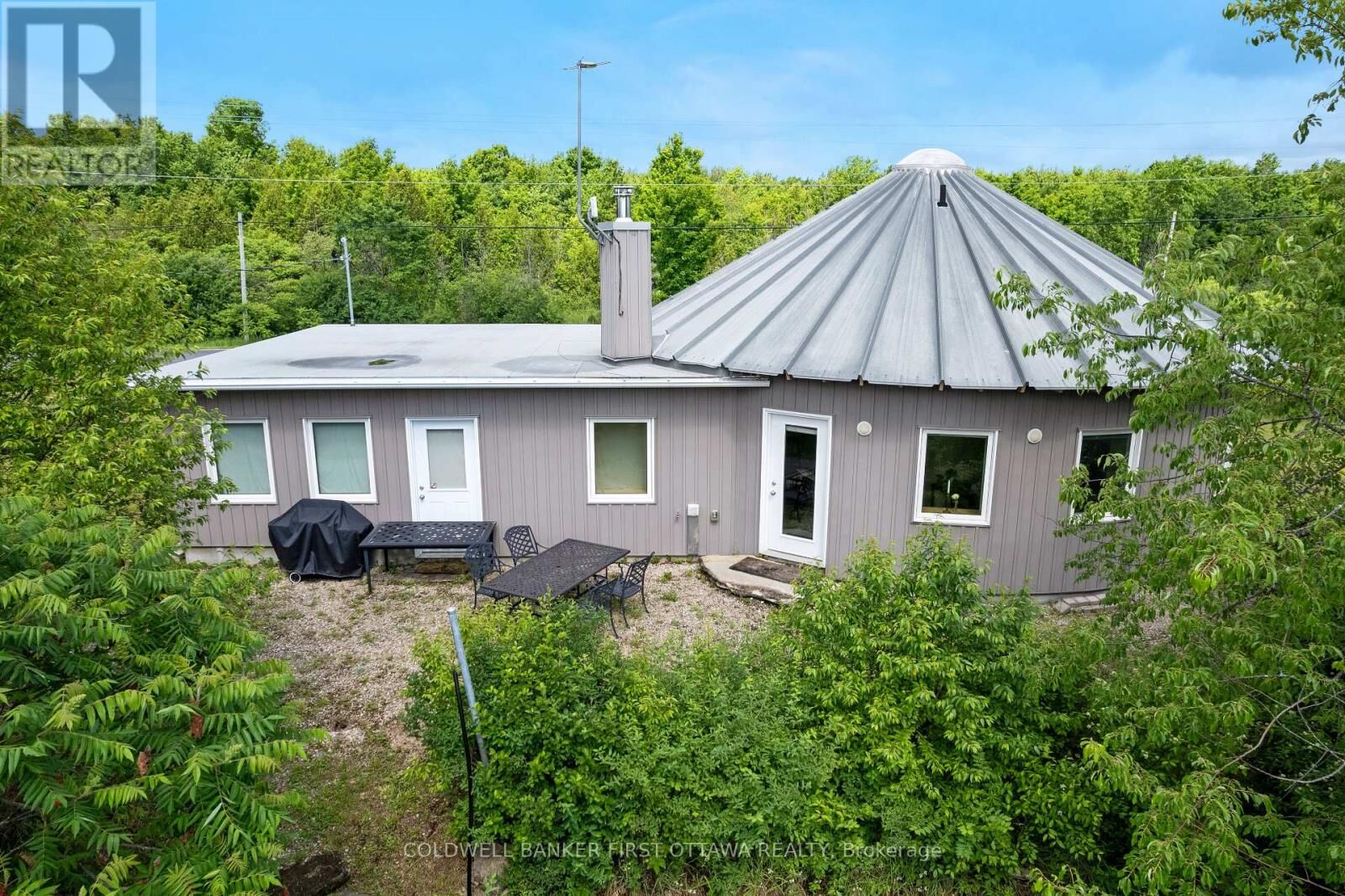 Property Photo: 51 Otter Lake Road ON K0G 1L0