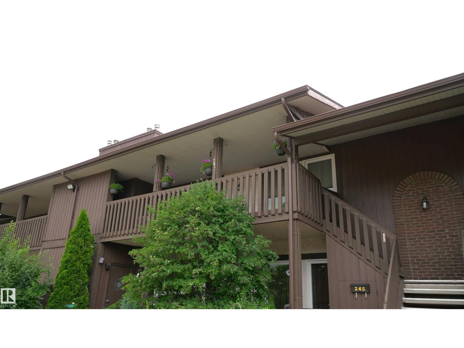 Property Photo:  245 Surrey Gardens NW  AB T5T 1Z3 