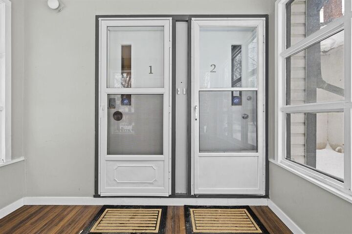 Property Photo:  164 Horace Street  MB R2H 0W1 