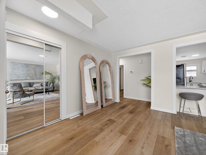 Property Photo:  4841 114 Avenue NW  AB T5W 0T7 