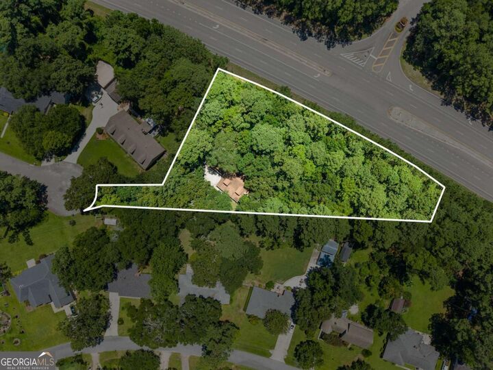 Property Photo:  9 W Coquena Circle  GA 31410 
