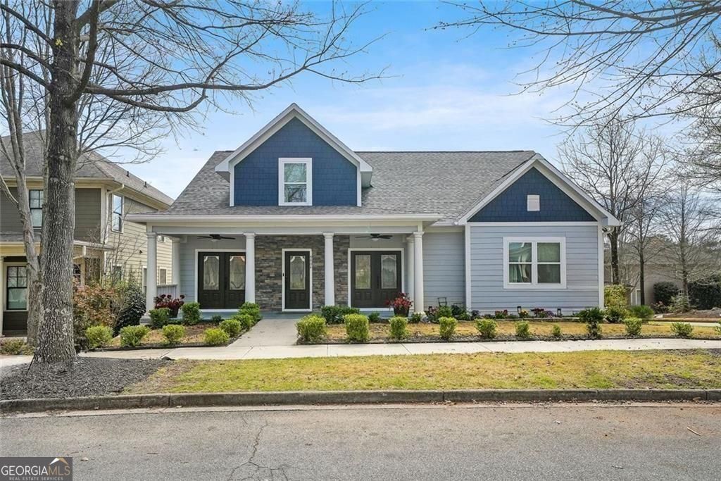 Property Photo: 9904 Ashford Green Way GA 30135