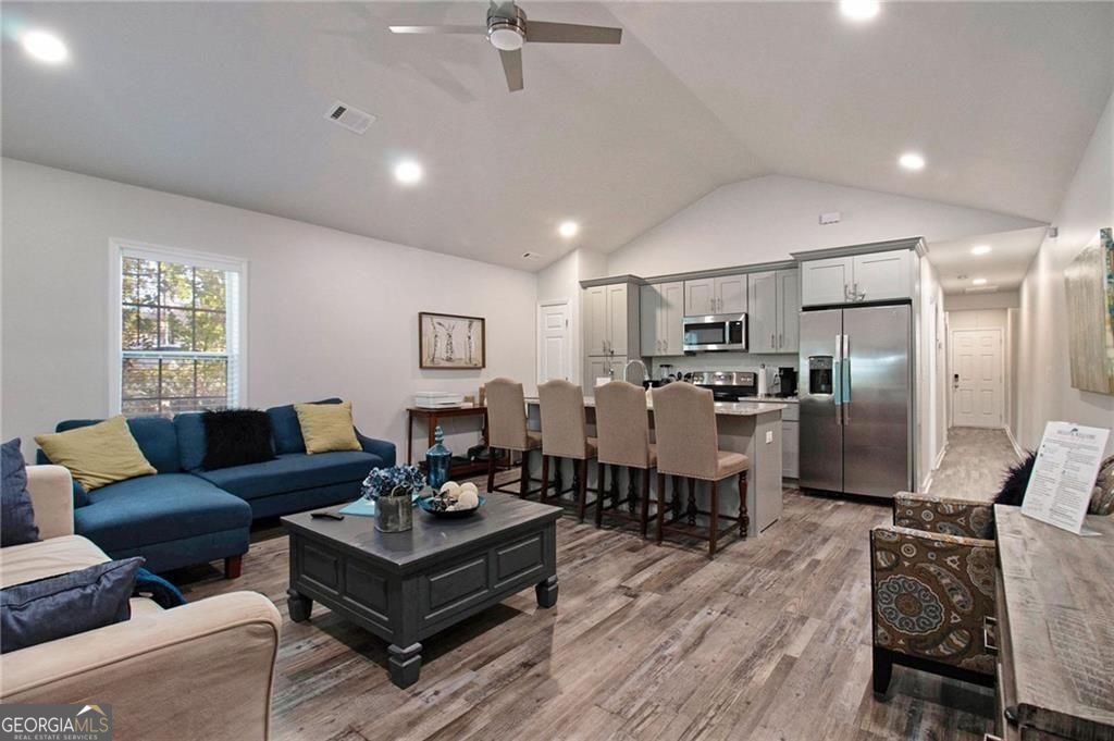 Property Photo:  213 Claire Drive SE B  GA 30315 