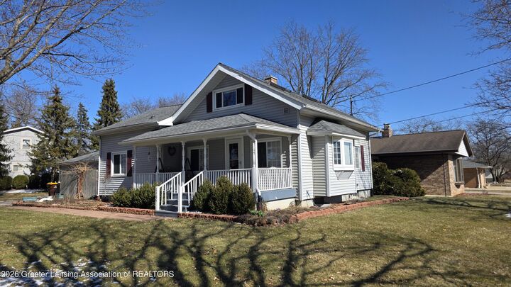 Property Photo:  1105 S Swegles Street  MI 48879 