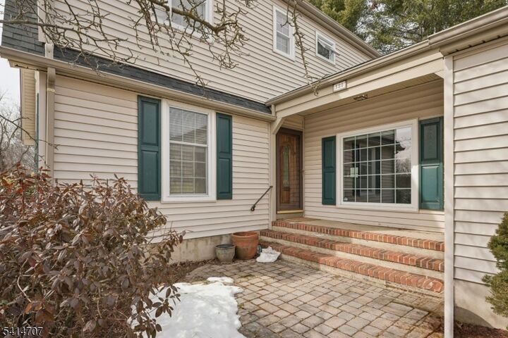 Property Photo:  580 Heritage Rd  NJ 07946 