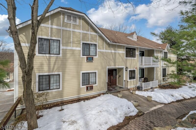 Property Photo: 2 Foxwood Dr E NJ 07950