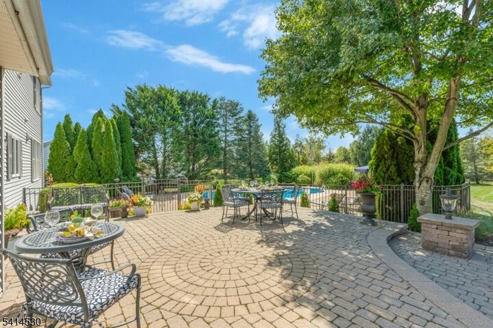 Property Photo:  10 Heath Rd  NJ 08889 