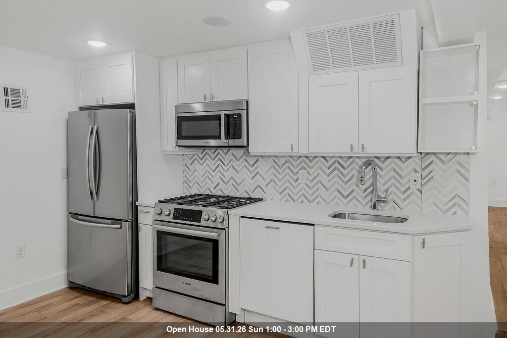 Property Photo:  104 Hopkins Ave #1  NJ 07306 
