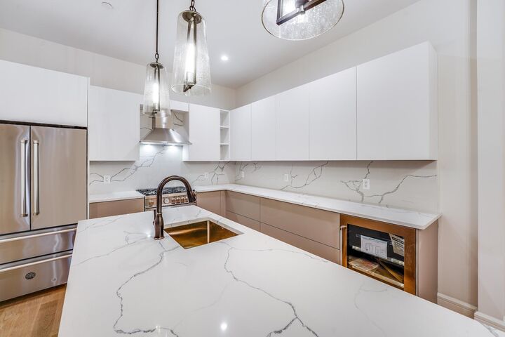 Property Photo:  1021 Washington St 4  NJ 07030 