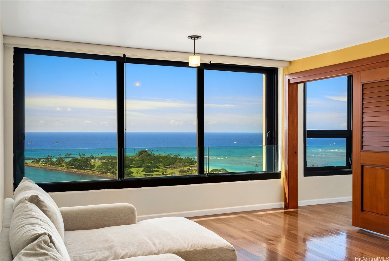 Property Photo: 1600 Ala Moana Boulevard 2806 HI 96815