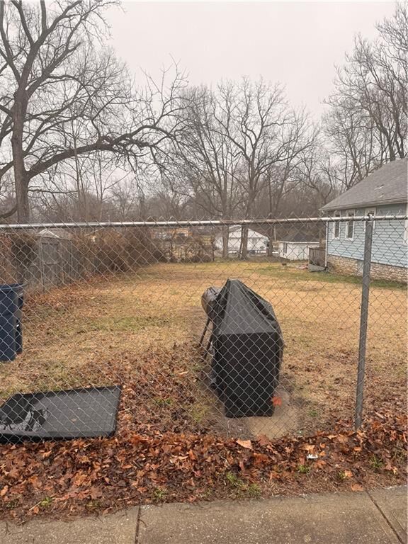 Property Photo:  7015 Bellefontaine Avenue  MO 64132 