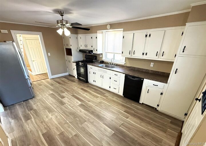 Property Photo:  14 Lake Street  NY 10928 