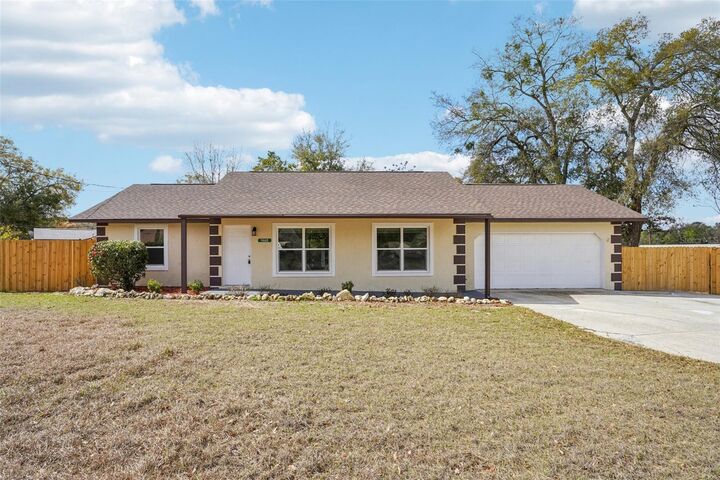 Property Photo:  9660 SE 121st Place  FL 34420 