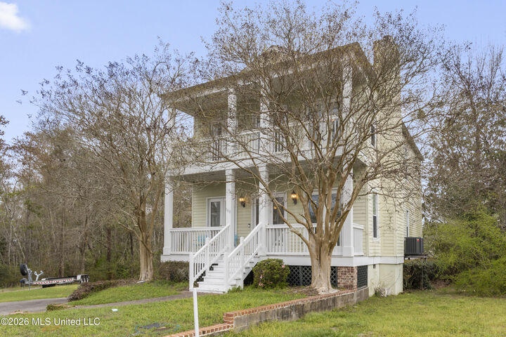 Property Photo:  1618 Cypress Lane  MS 39507 