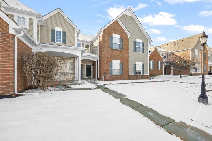 Property Photo:  2108 Monarch Drive  MI 48316 