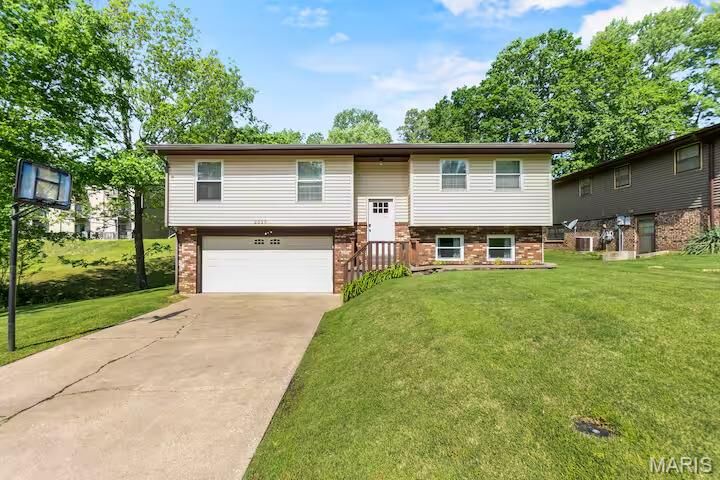 Property Photo: 2009 Steven Drive MO 63701