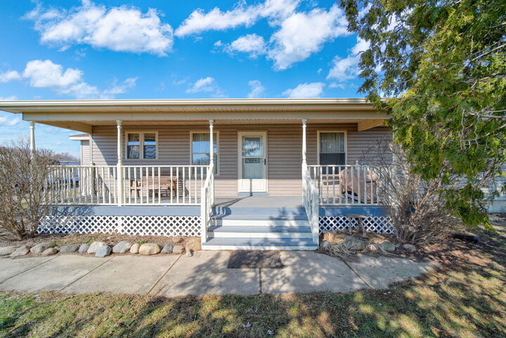 Property Photo:  18598 Bradstreet Road  MI 49247 