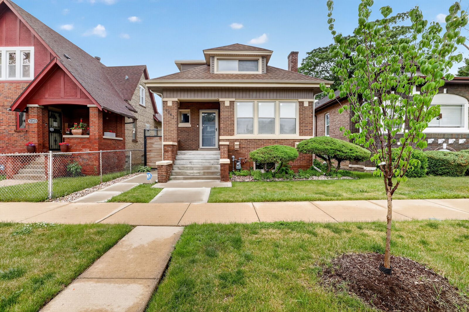 Property Photo: 9347 S Loomis Street IL 60620