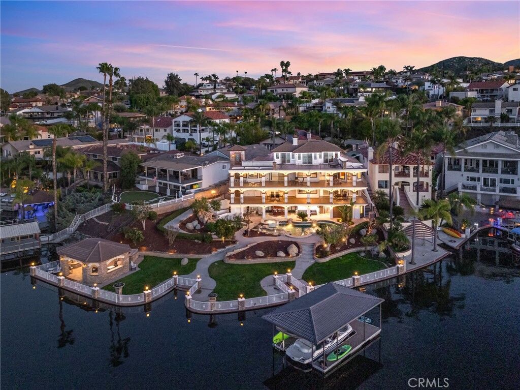 Property Photo:  22250 Village Way  CA 92587 