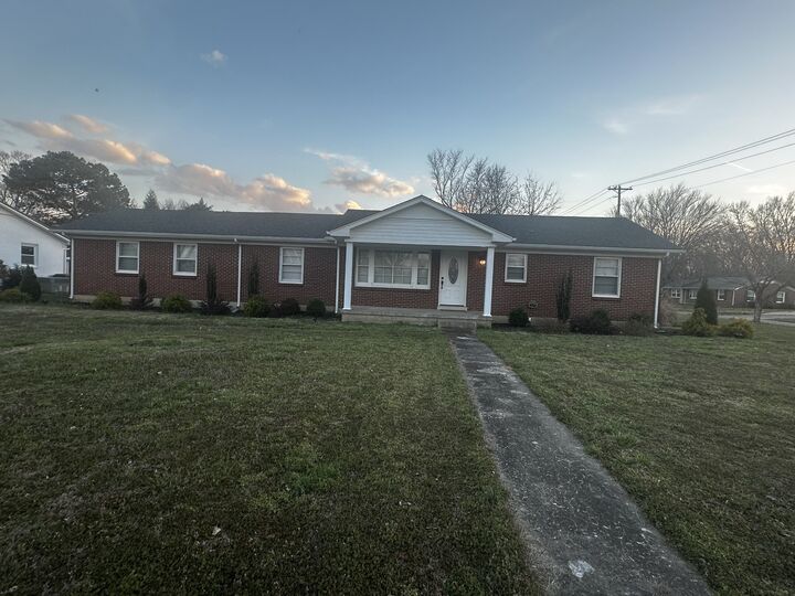Property Photo:  601 5th St  TN 38464 