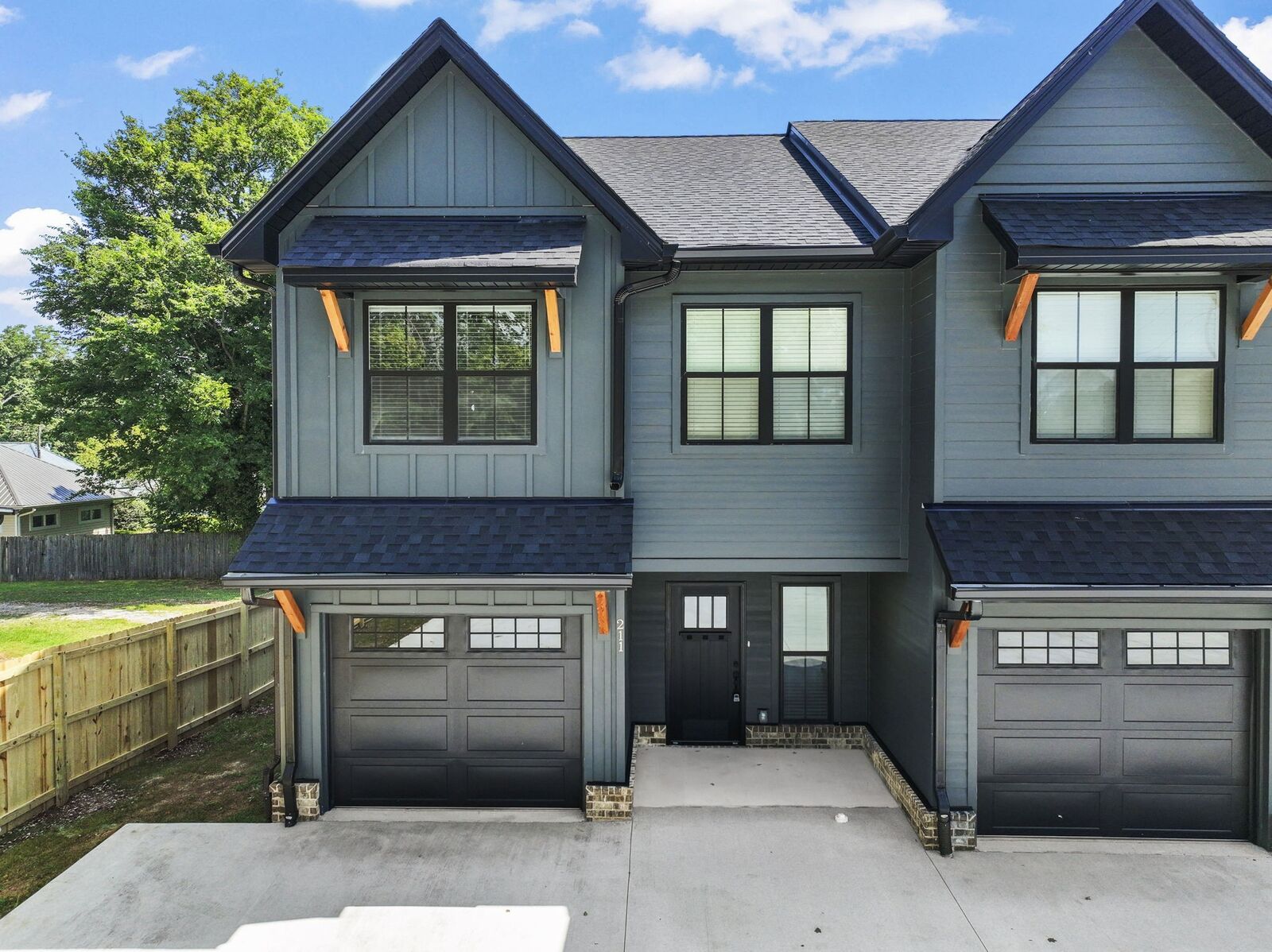 Property Photo:  215 S Porter St  TN 37398 