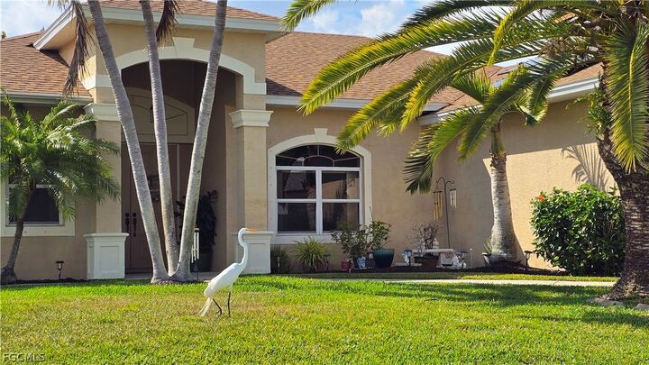 Property Photo:  1230 SE 3rd Avenue  FL 33990 