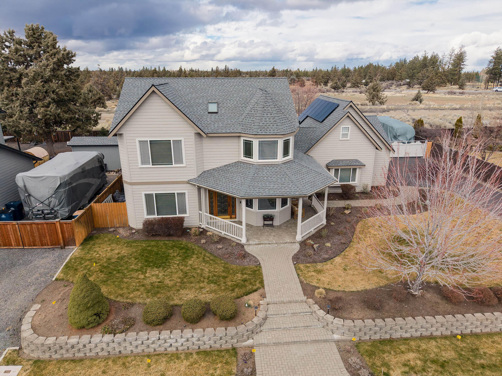 Property Photo:  3343 NE Stonebrook Loop  OR 97701 