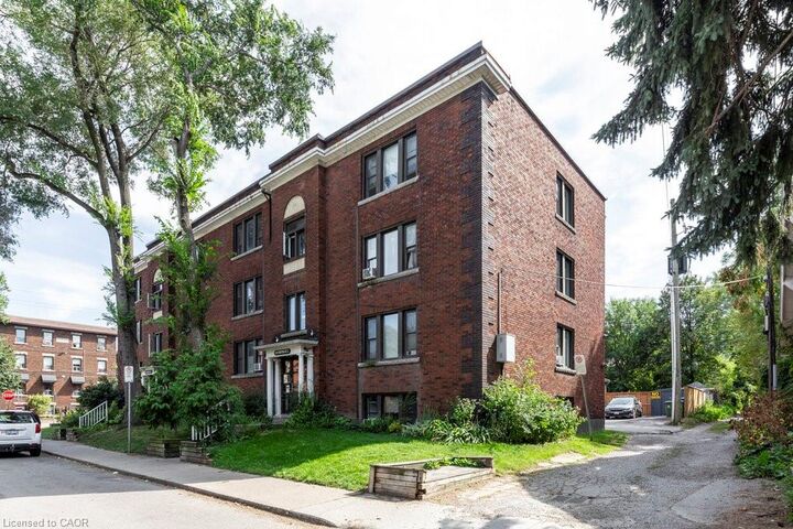 352 Hunter Street E 1 — photo 1