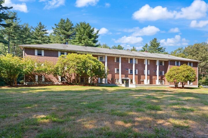 Property Photo:  420 Great Rd B3  MA 01720 