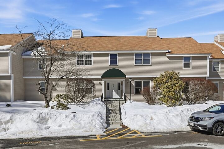 Property Photo:  425 Main Street 20D  MA 01749 